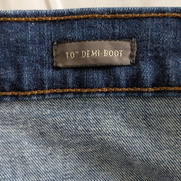 Point Sur Jeans Women's Size 27 Blue 10" Demi-Boot Cropped Button-Fly Raw Hem - Picture 6 of 16